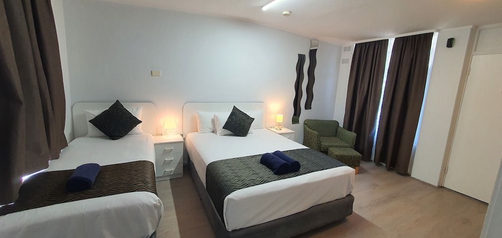 Silver Oaks Motel D Twin Room 5