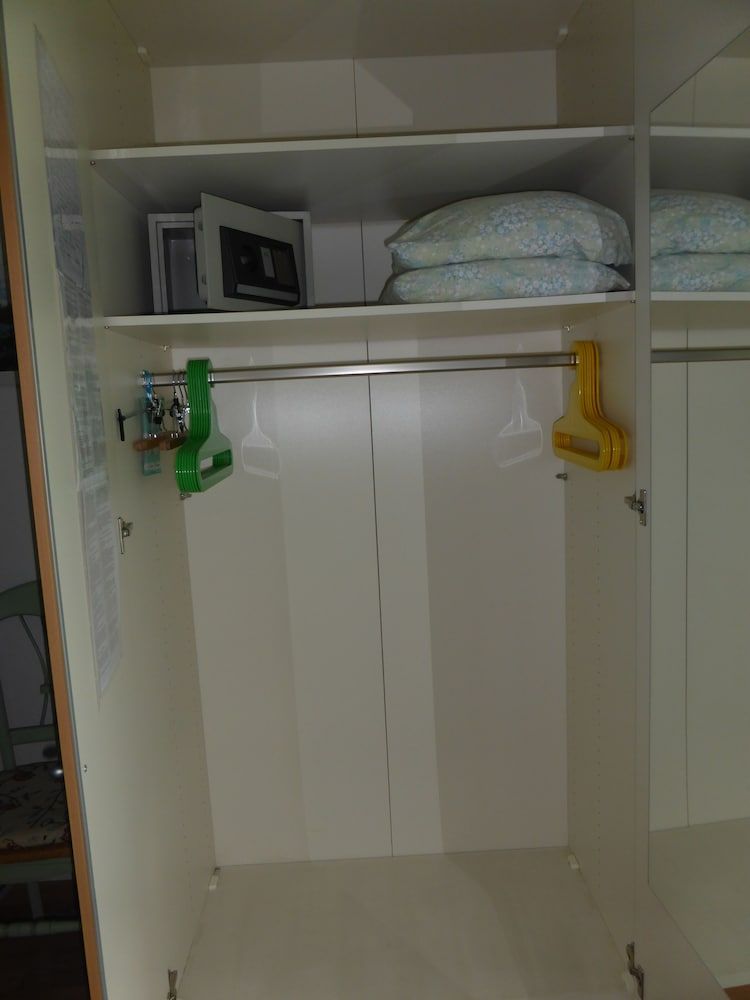 B&B Les Acacias Comfort Twin Room (Verte) 4