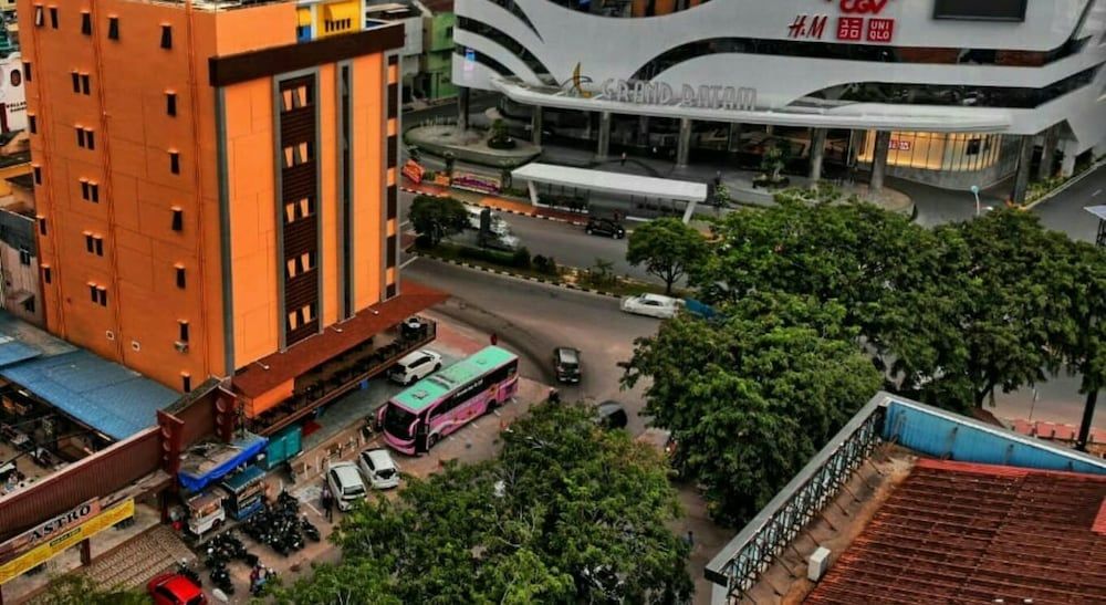 undefined SOVRANO HOTEL 4