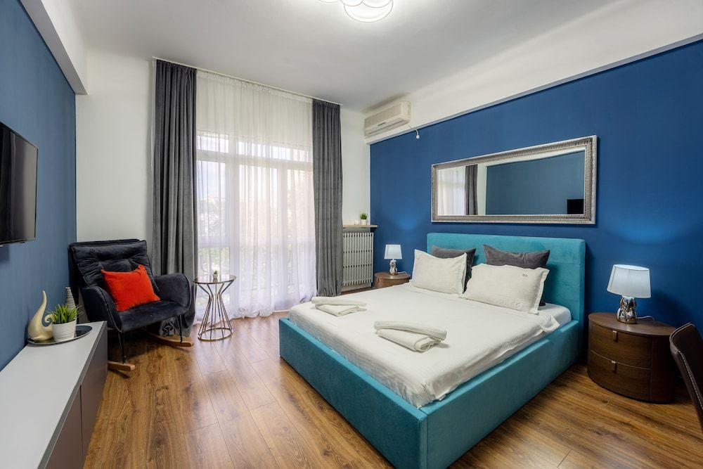 undefined Metropole Apartments Studio City 2