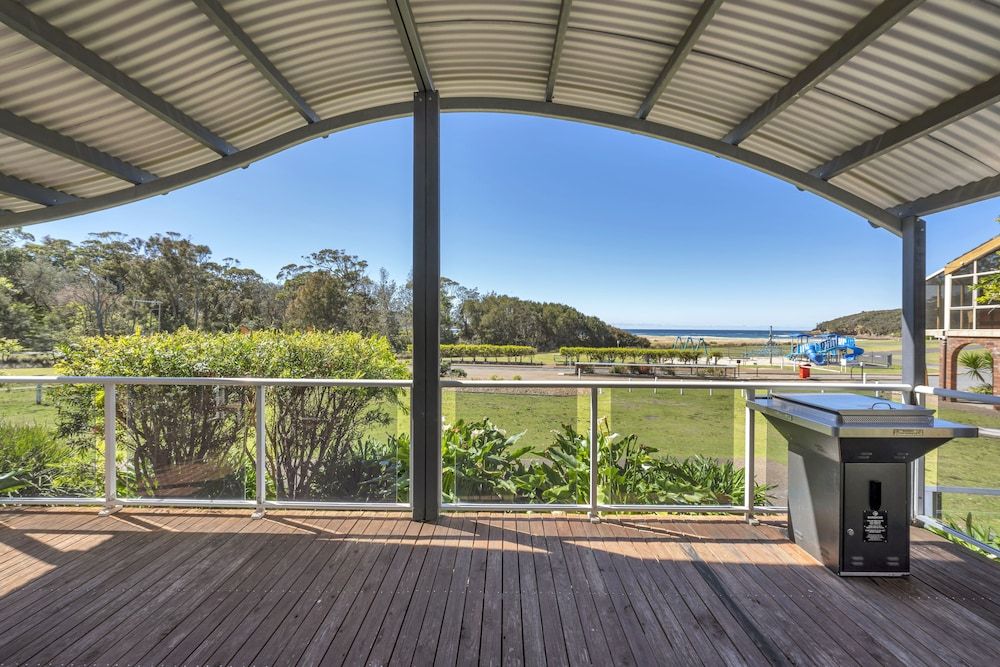 Ingenia Holidays Merry Beach 2 Bedroom Luxury Villa 3