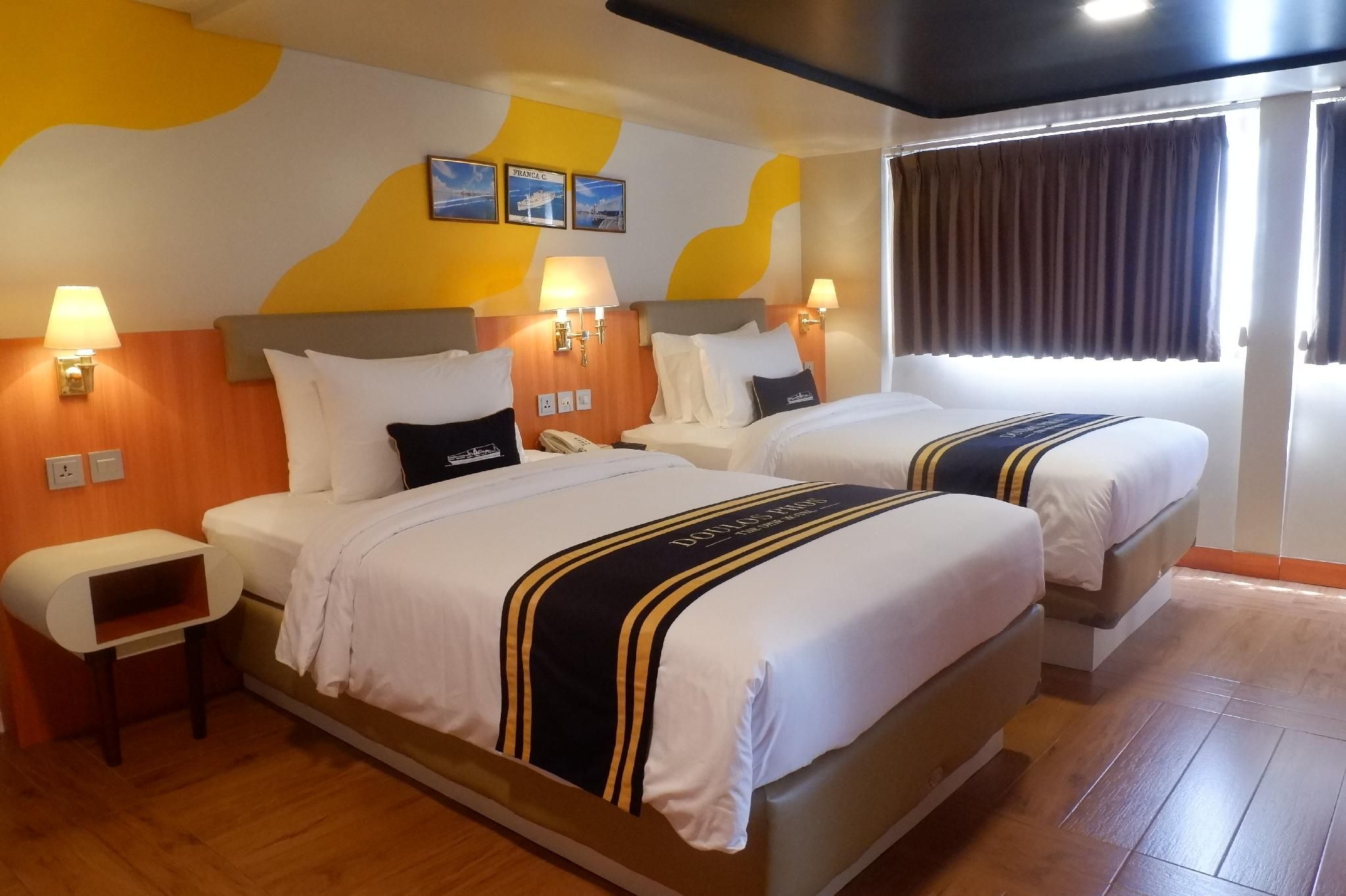 Executive Suite Twin