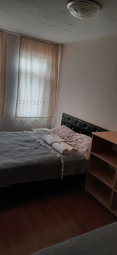 Zeytinada Pansiyon ve Gozleme Classic Double Room, 1 Queen Bed, Non Smoking, Partial Sea View 2