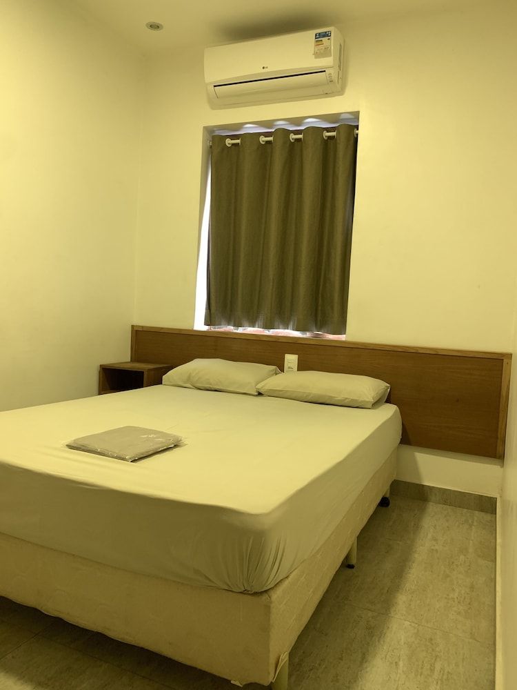 Suites497 Standard Room 2