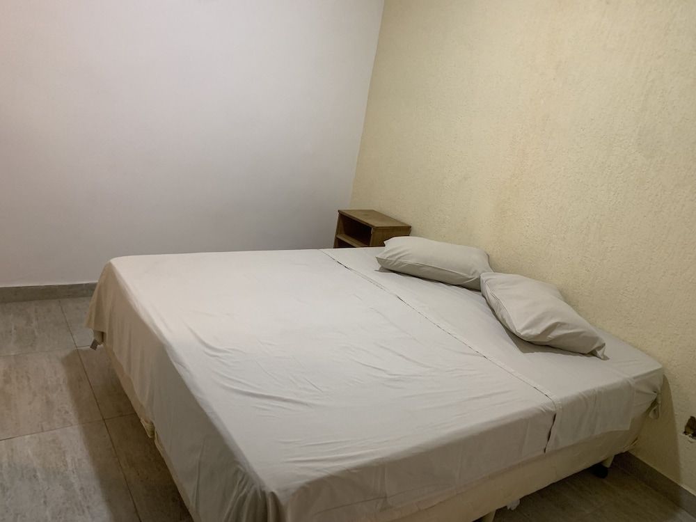 Suites497 Standard Room 6