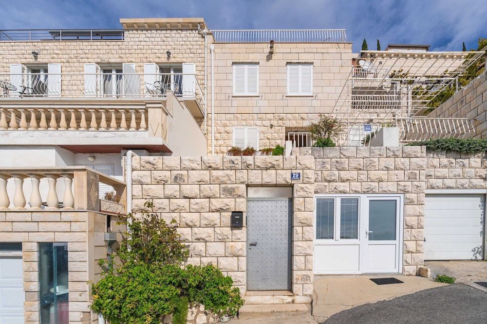 undefined Apartments Cicko 5