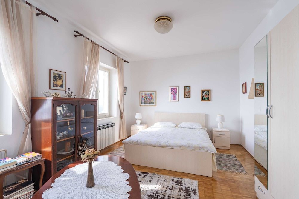 undefined Apartments Cicko 8