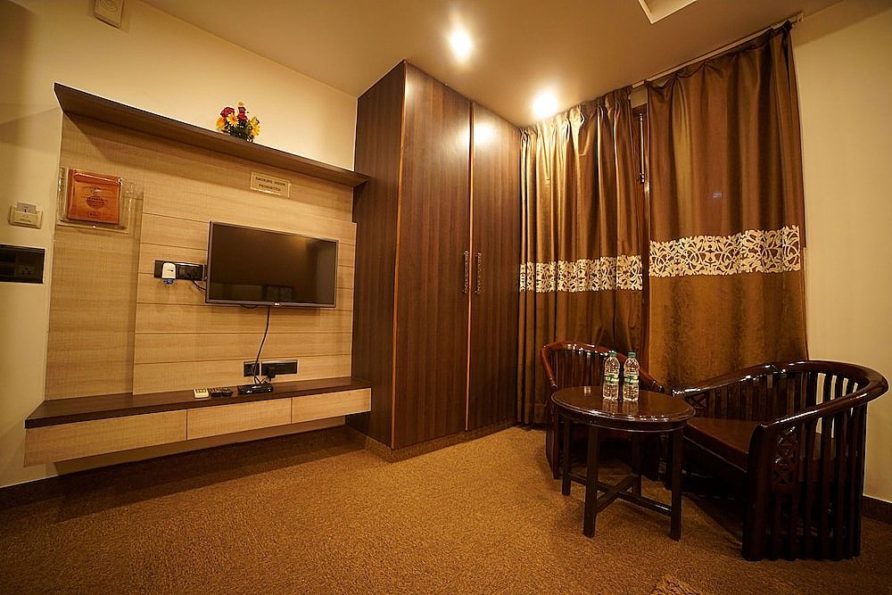 undefined HOTEL PALAZZO INN 10