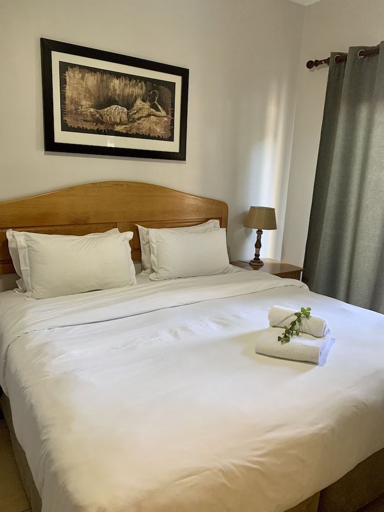 undefined Woodbridge Lodge 5