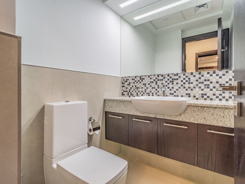 Charming Tropical Apartment Minutes To Dubai Mall Comfort Apartment, 1 Bedroom 13