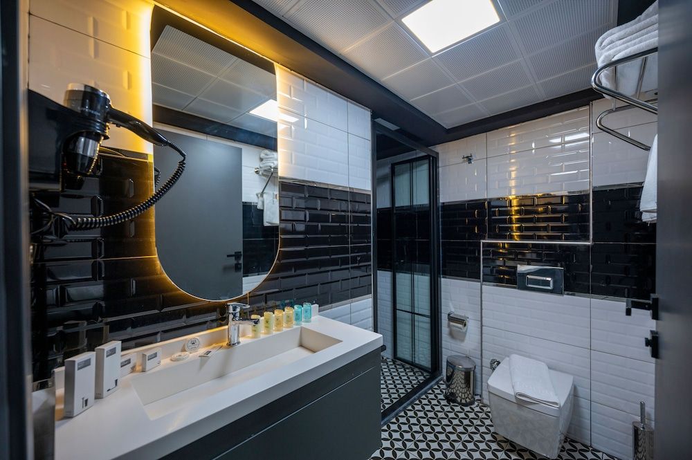 undefined California Hotel 8