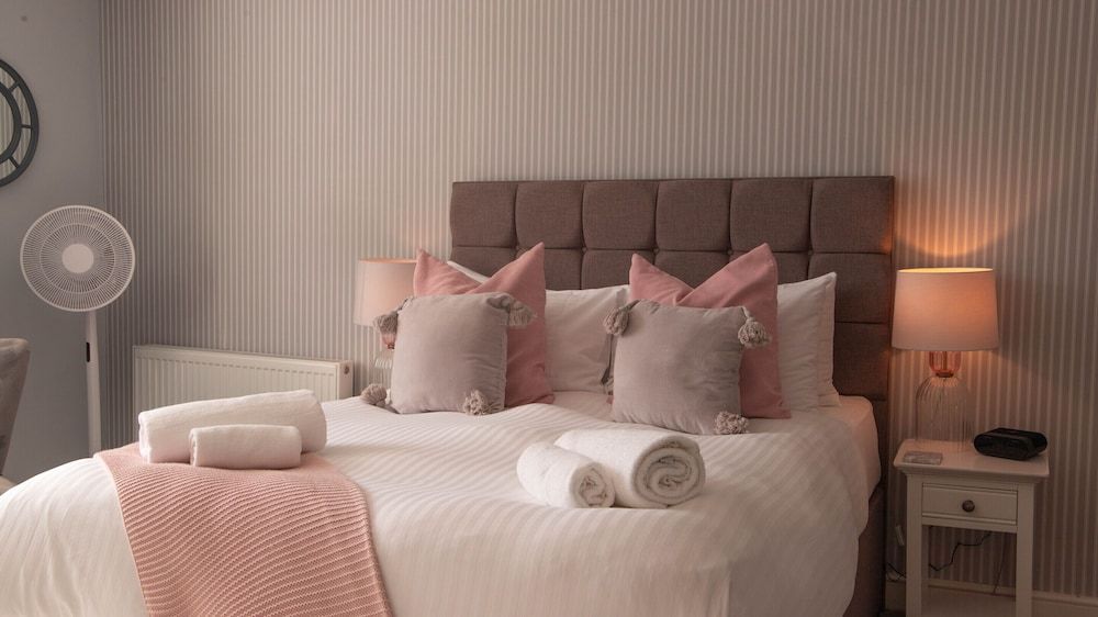 Bridgeside Rooms Luxury Double Room, Ensuite (The Ironbridge Room) 2