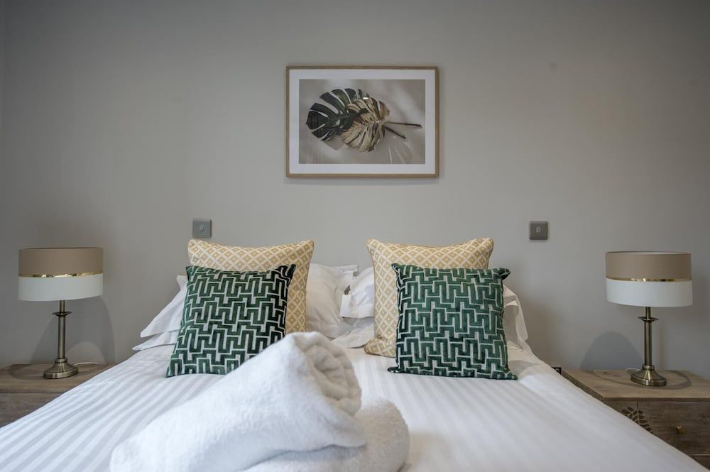 undefined The Quadrant - The Palm Suite 9