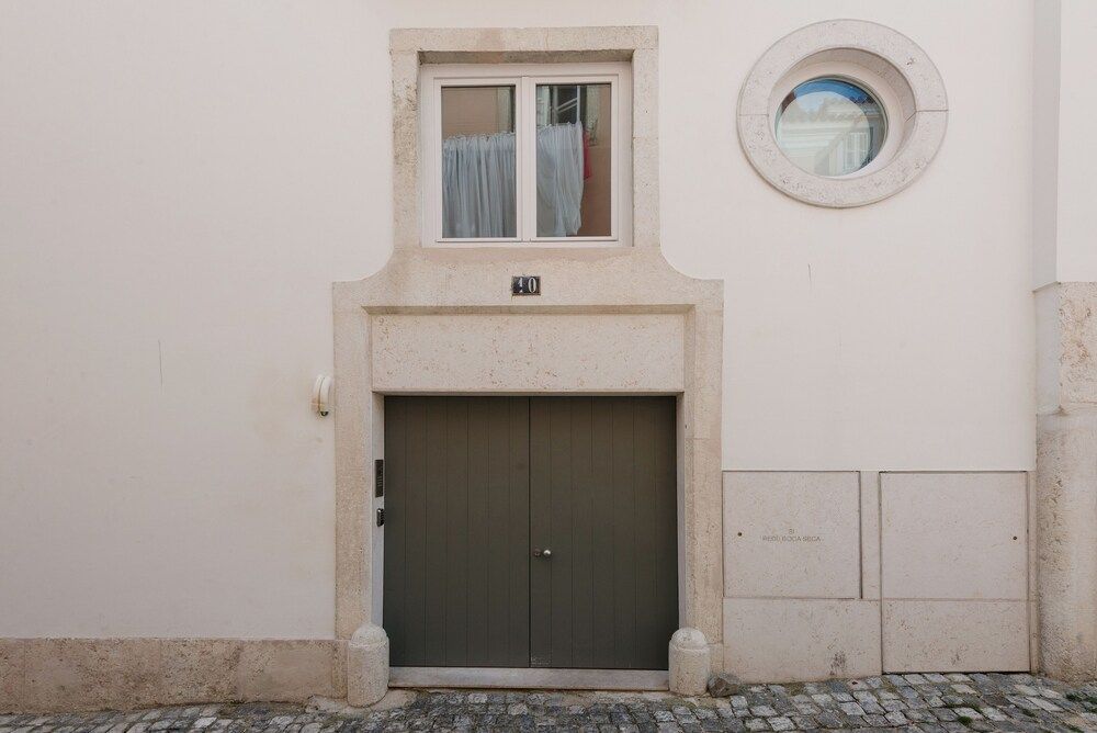 undefined JOIVY Chic studio w/city view in Santa Catarina, 10mins from São Bento Palace 3