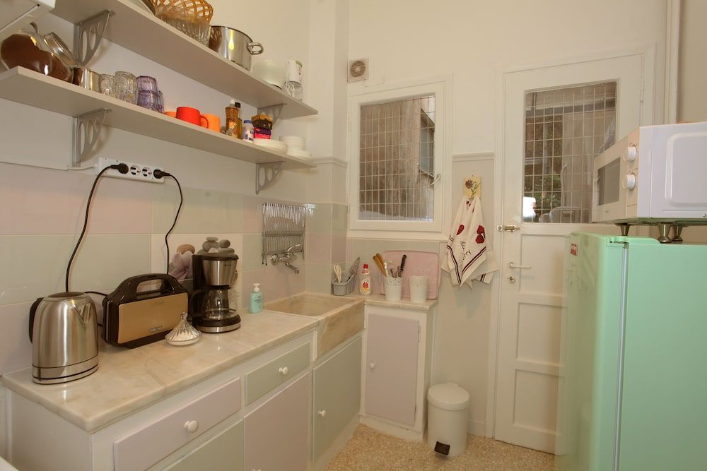 Your address in Koukaki Apartment 12