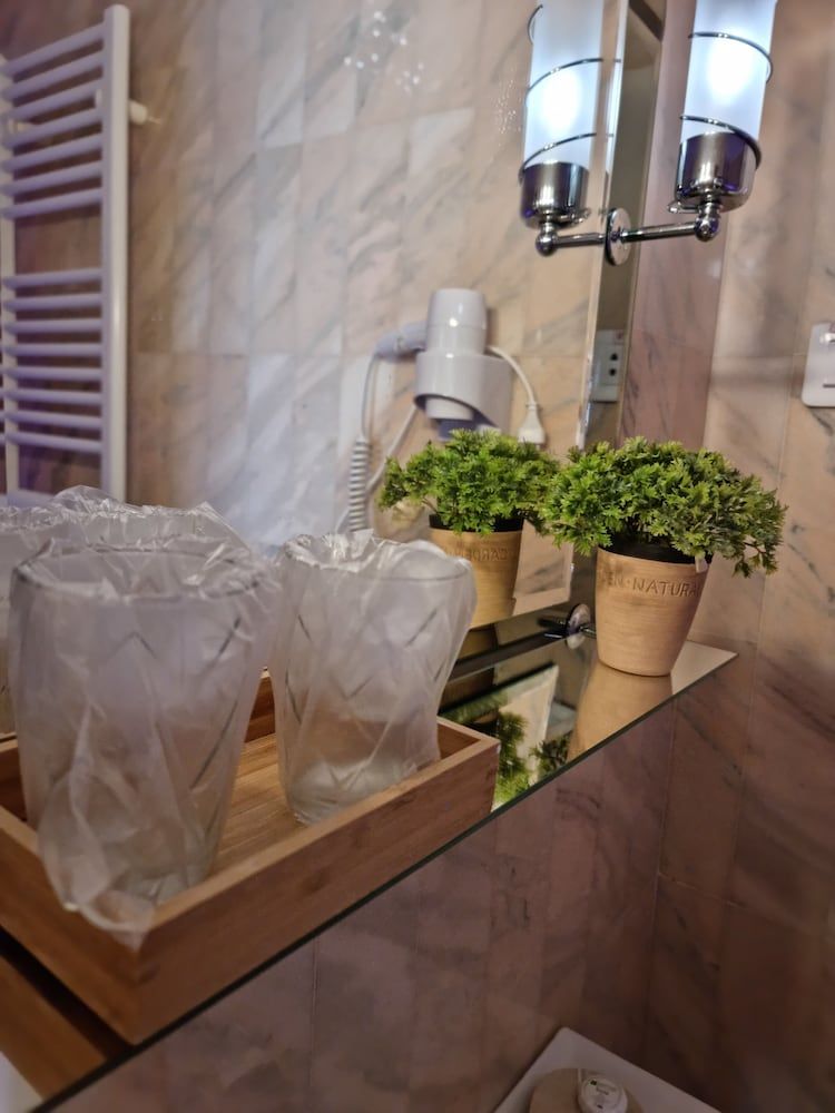 Cetatea Medievala Double Room, 1 King Bed, Non Smoking 6