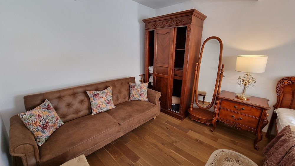 Cetatea Medievala Double Room, 1 King Bed, Non Smoking 11