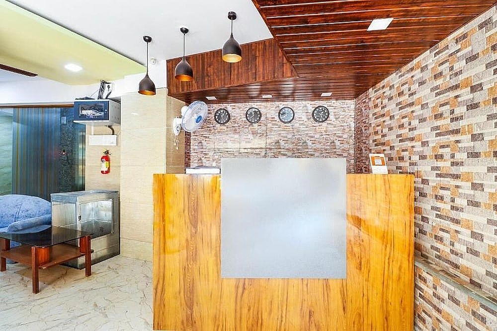 undefined Hotel Crystal Inn 6