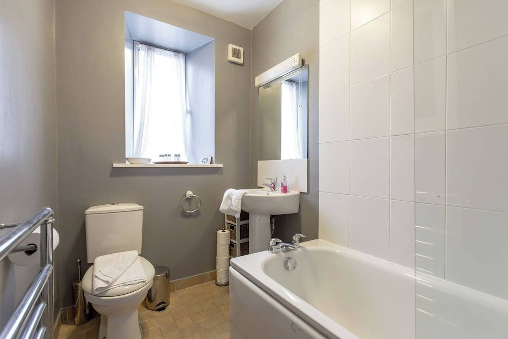 JOIVY Doune Terrace Apartment: Edinburgh New Town Prime Location Apartment (2 Bedrooms) 8