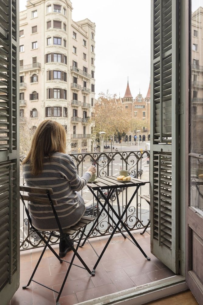 Ally's Guest House Barcelona B&B Habitación doble estándar, con cama supletoria a petición del cliente 27