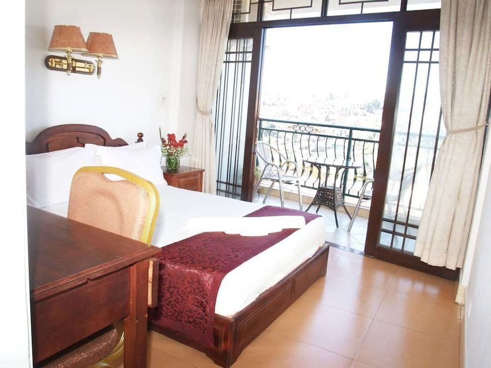Deluxe Suite, 1 Bedroom, City View