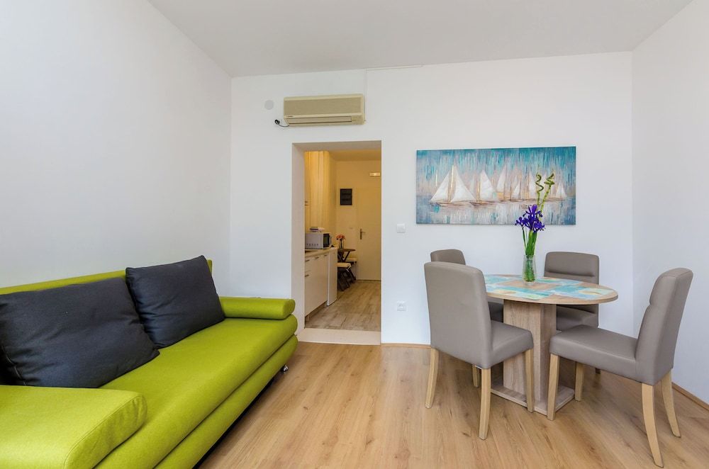 undefined Apartments Saint Mary 3