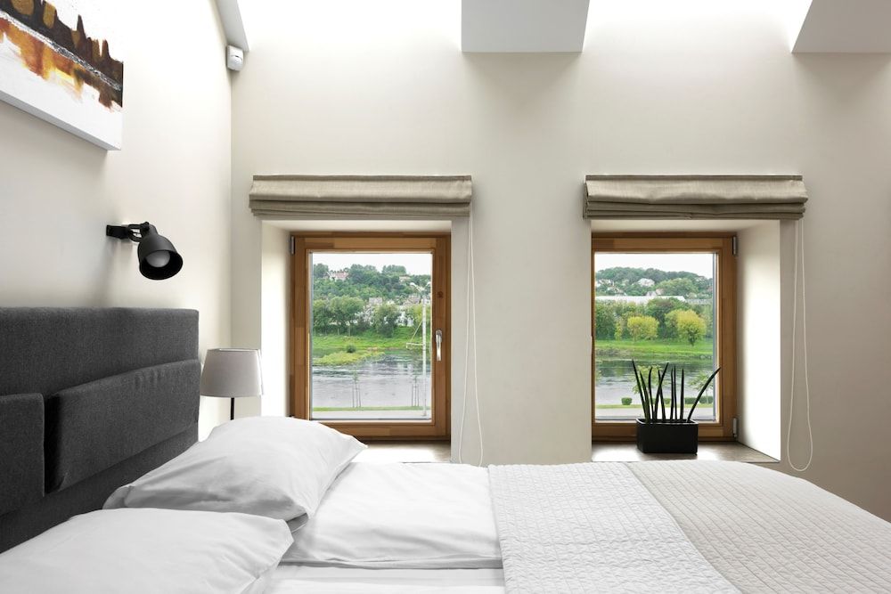 King Mindaugas Apartments Exclusive Loft, River View 3