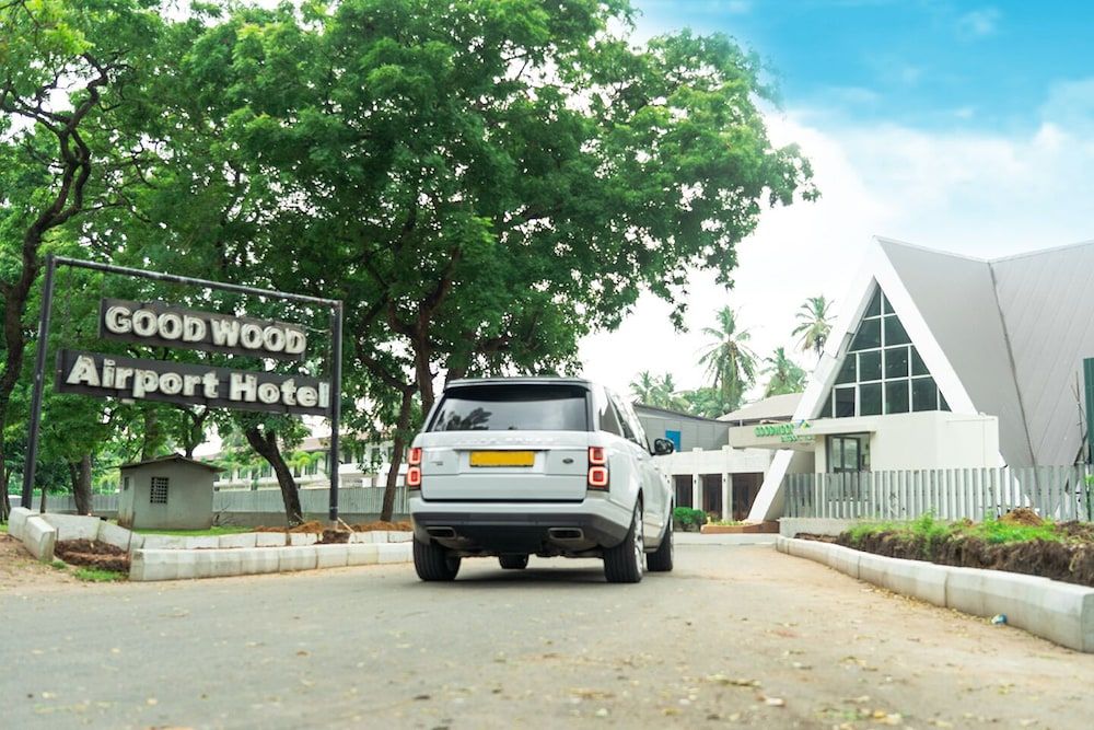 undefined GOOD WOOD AIRPORT HOTEL 4