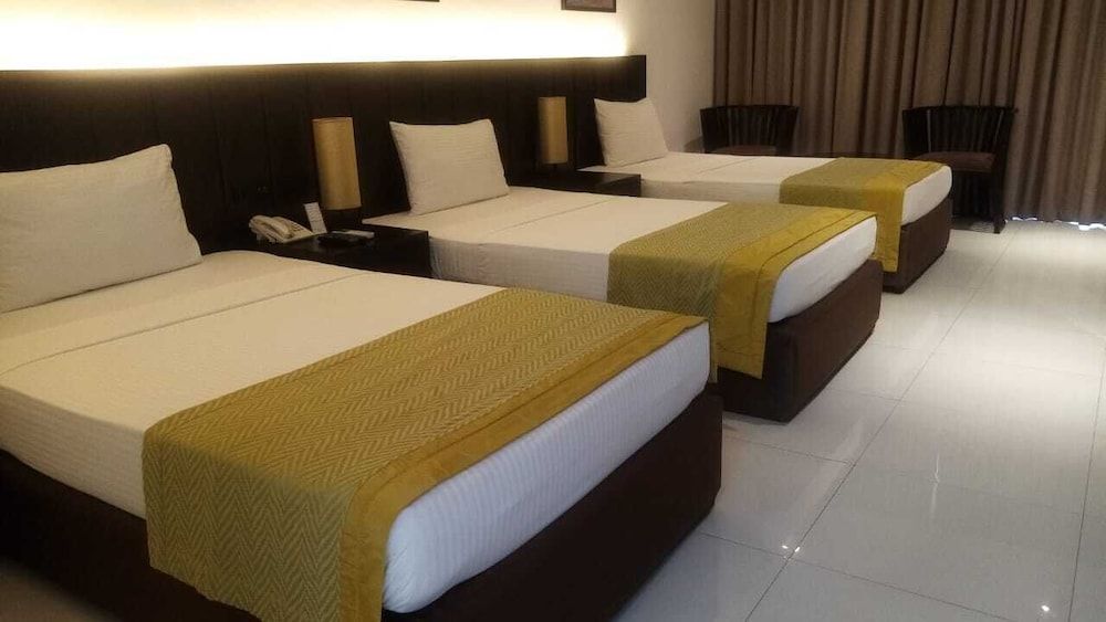 undefined GOOD WOOD AIRPORT HOTEL