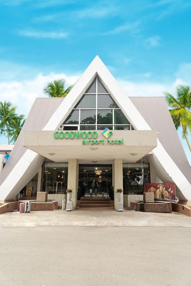 undefined GOOD WOOD AIRPORT HOTEL 5