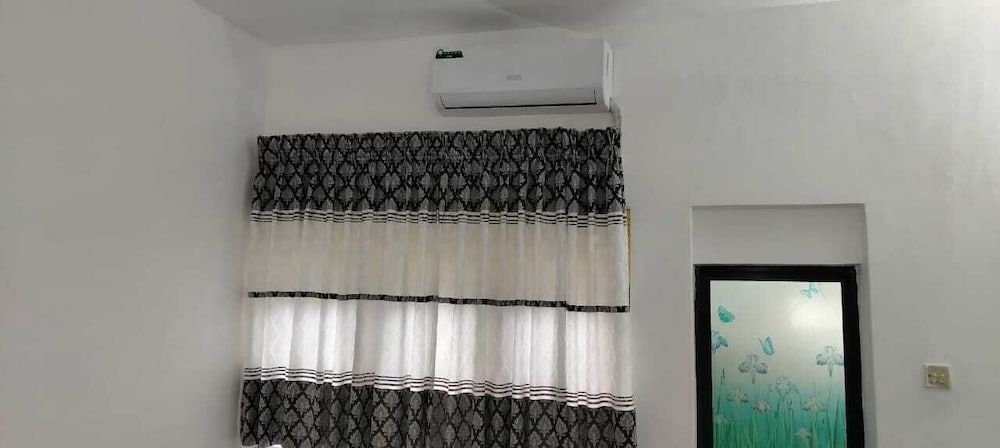 Hotel Lakeside Standard Room, 1 Bedroom, Garden View 8