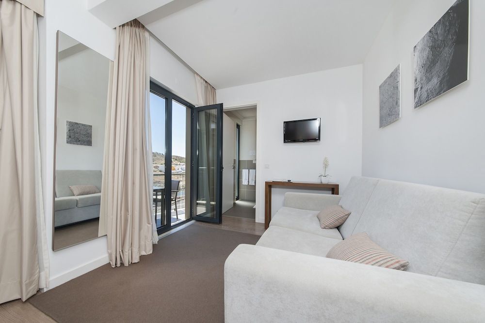 Hotel Museu Junior Suite 4