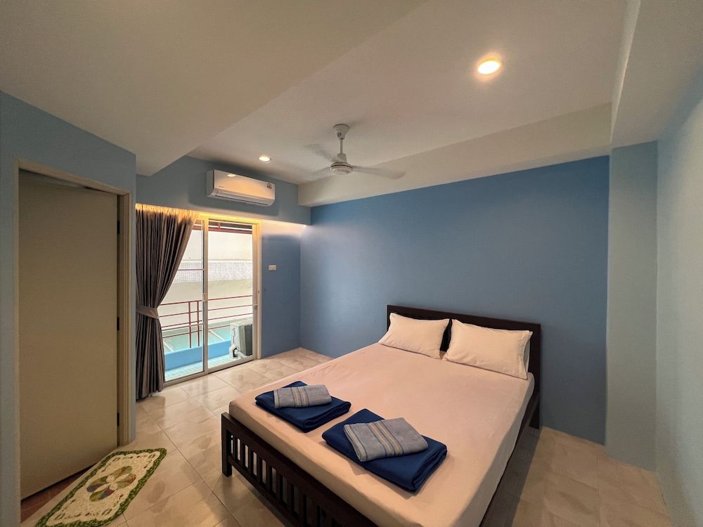 undefined Bonita House 4