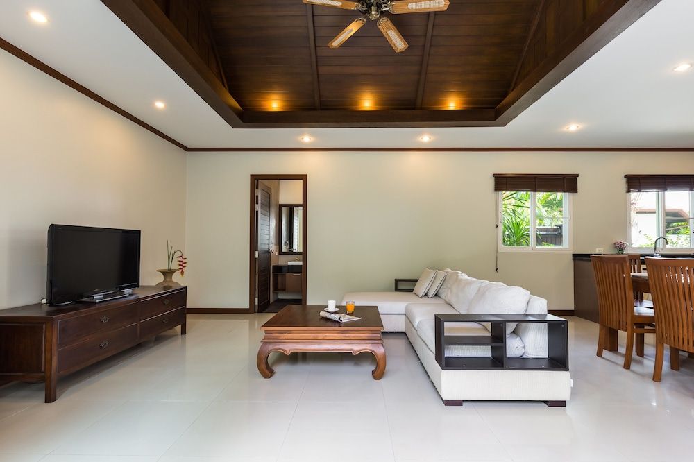 Thai Balinese 3BR Pool Villa Alex Rawai 3-Bedroom Villa with Private Pool