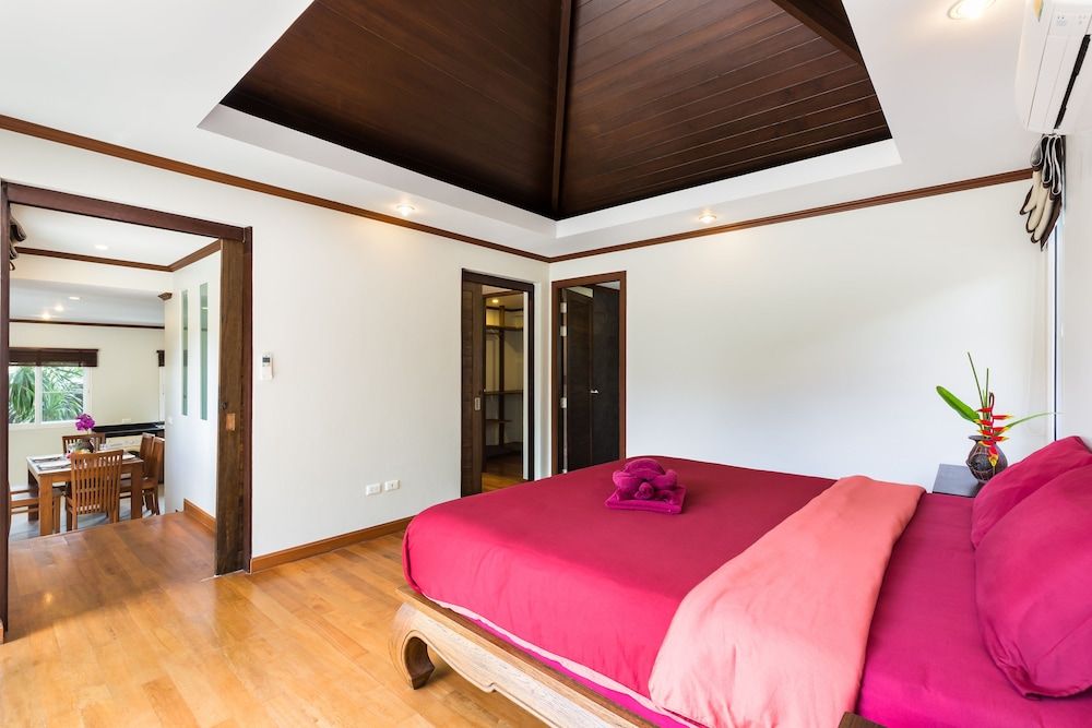 Thai Balinese 3BR Pool Villa Alex Rawai 3-Bedroom Villa with Private Pool 2