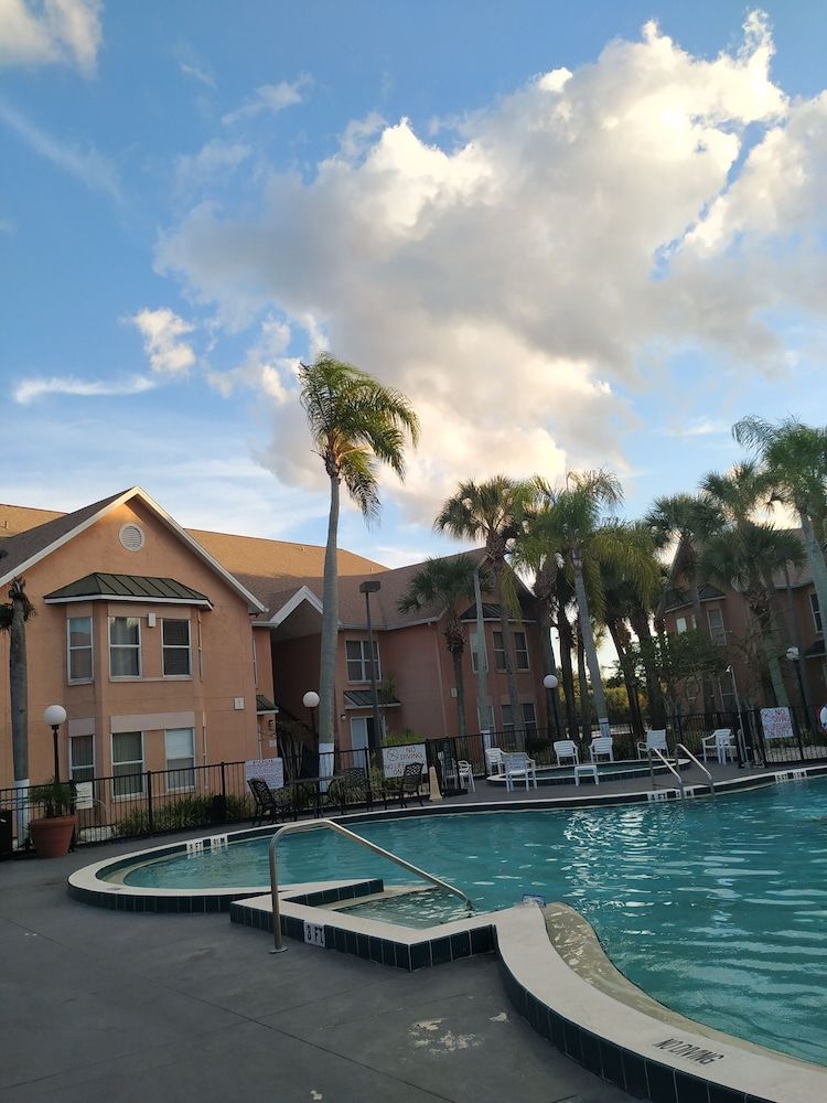 undefined Relax & Recharge 6