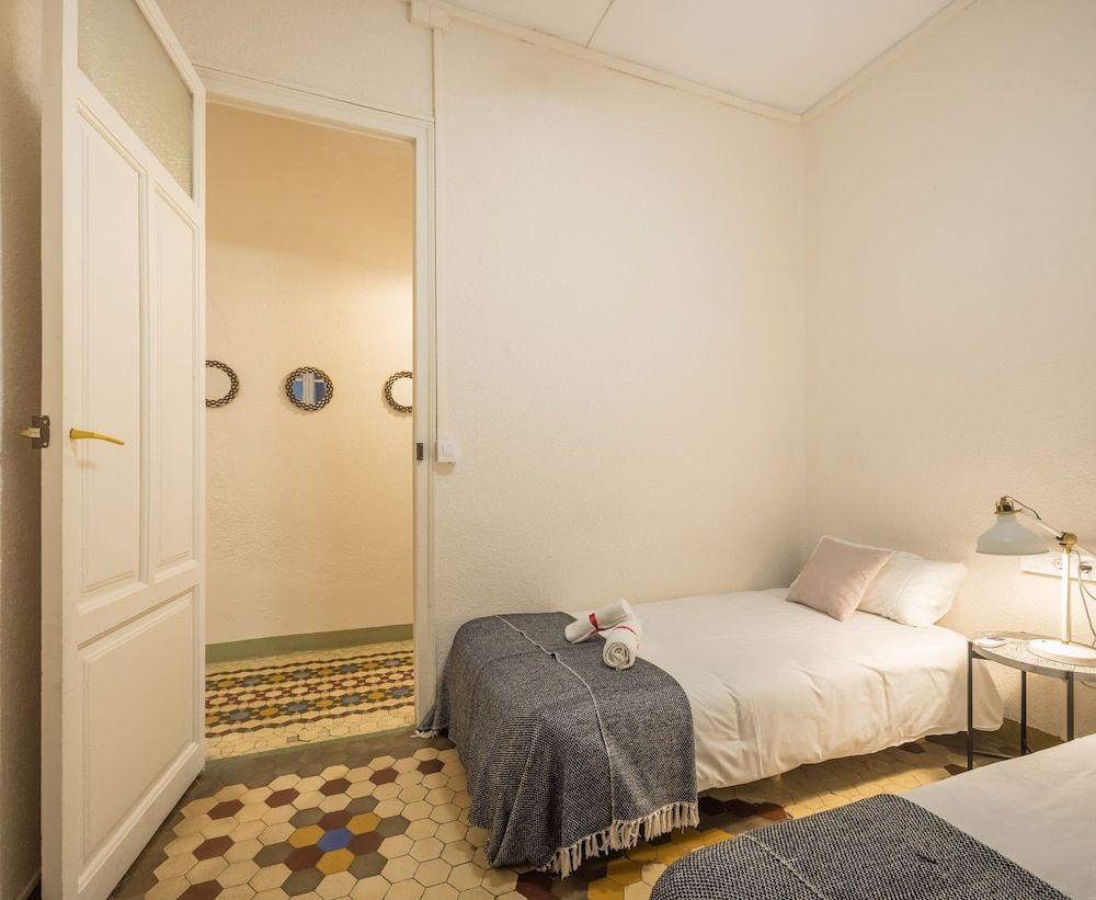 Macflats Ayuntamiento Family Apartment, 2 Bathrooms, City View 4