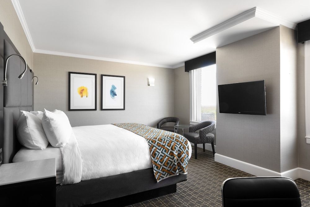 Standard Room, 1 King Bed