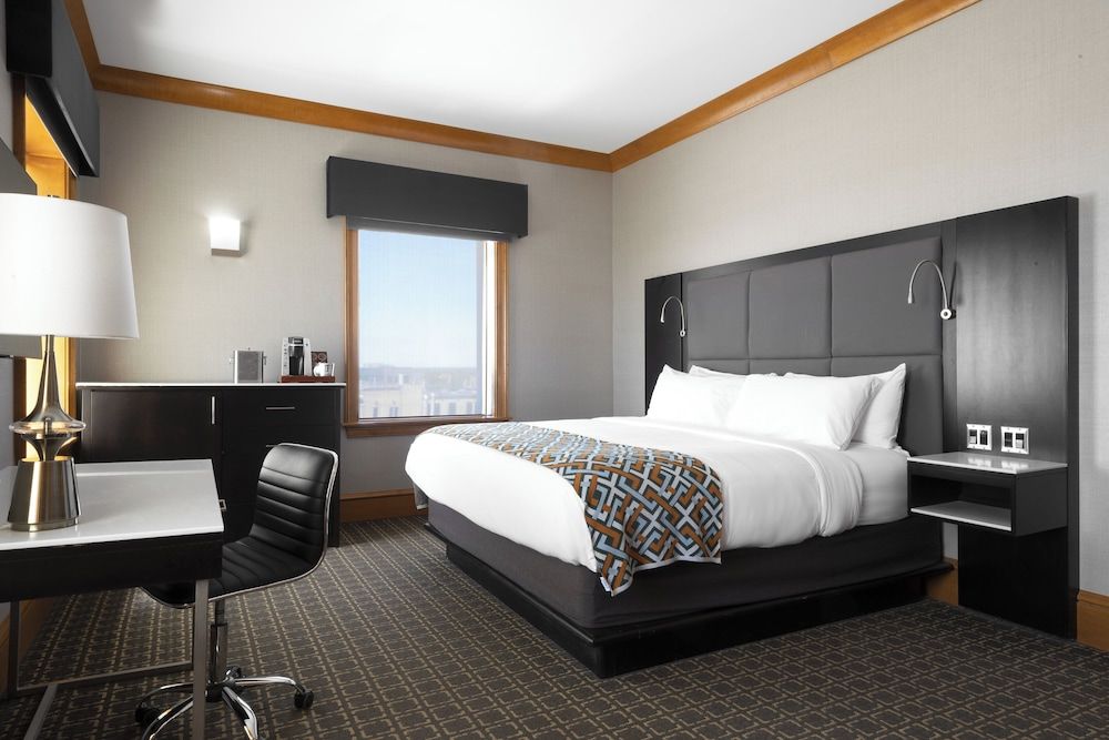 Premium Room, 1 King Bed