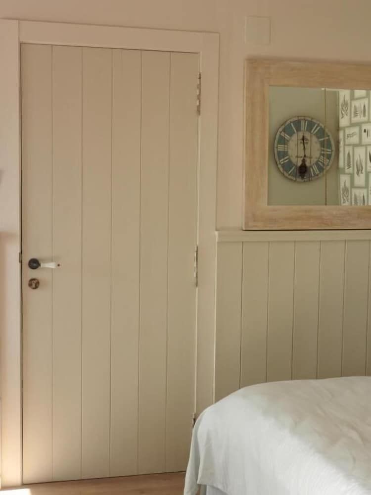 The Beach House - Studios & Suites Duplex, Sea View 4