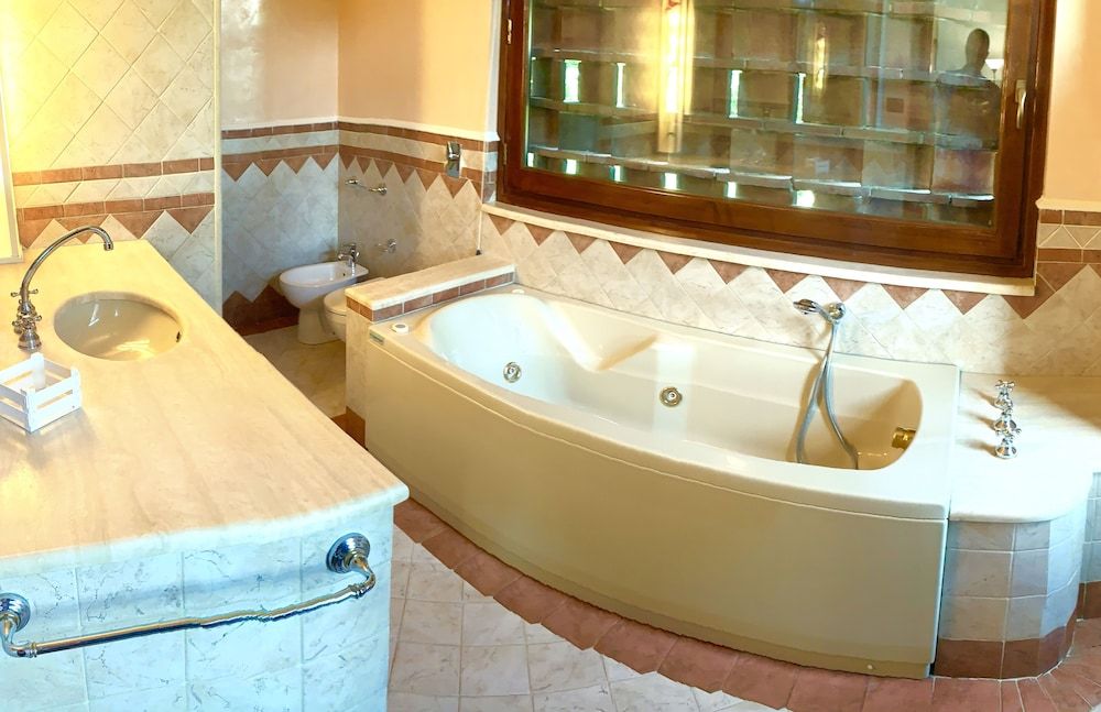 La Fornace del Sole Double or Twin Room, Jetted Tub 5