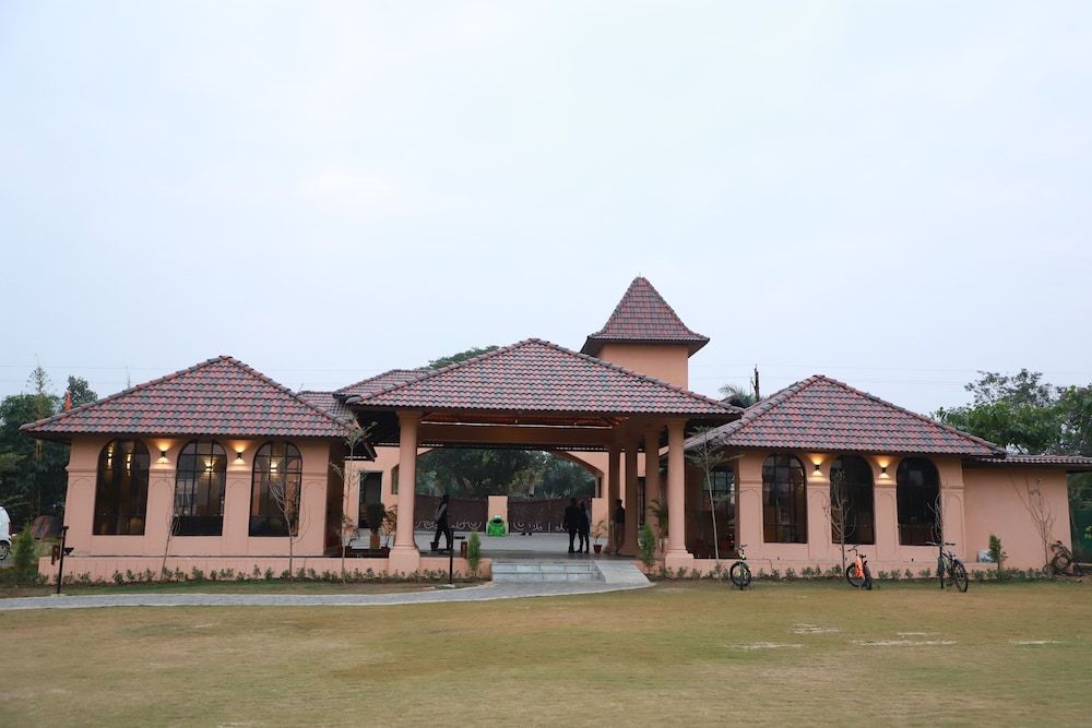 undefined The Pench International
