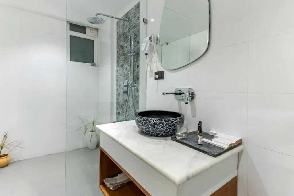 Moustache Udaipur Luxuria Superior Private Room With Lake View 6