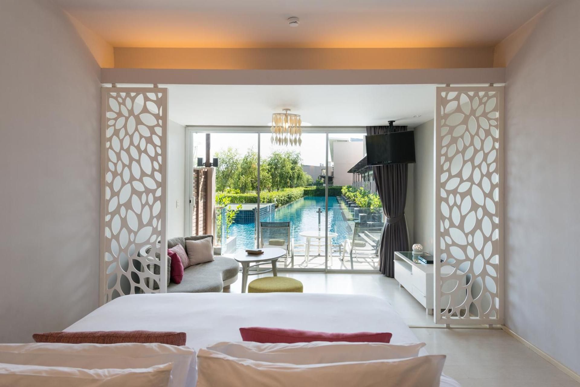 Pool Access Junior Suite