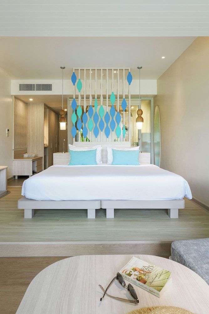 Junior Suite, Side Sea View