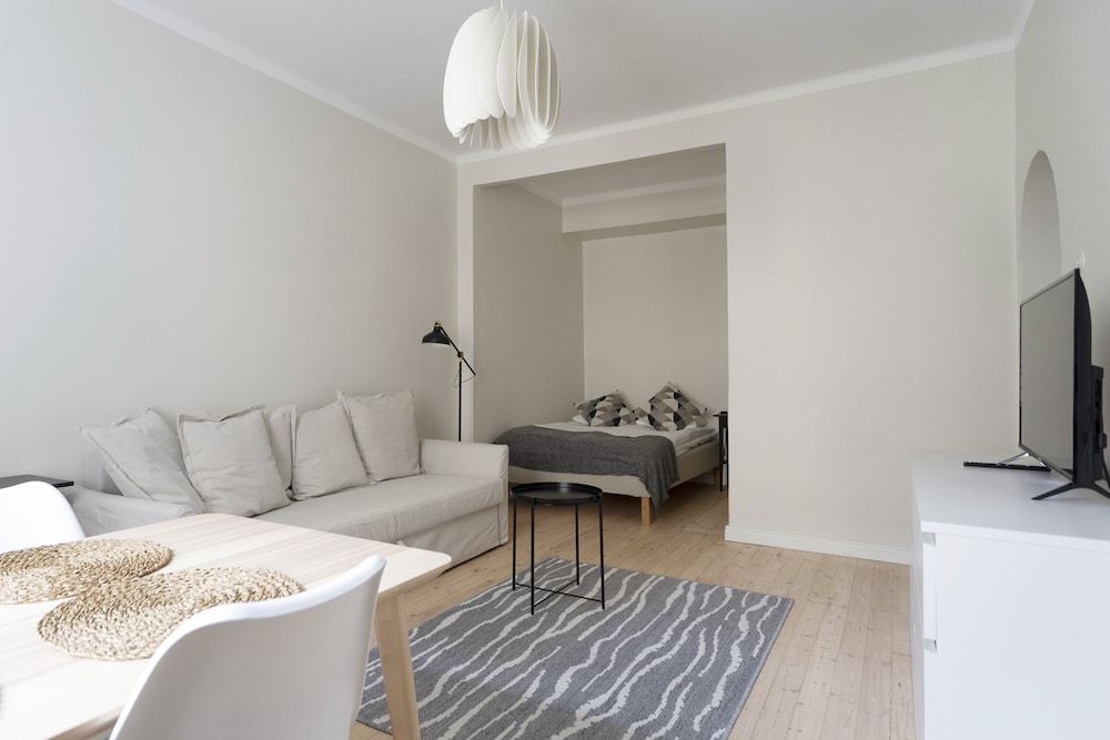 undefined Cozy 1BR apartment with great location 6