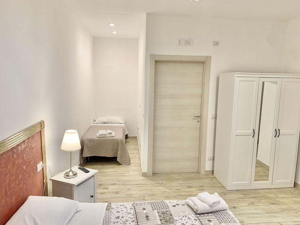 undefined Romano b&b 5