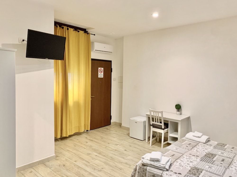 undefined Romano b&b 10