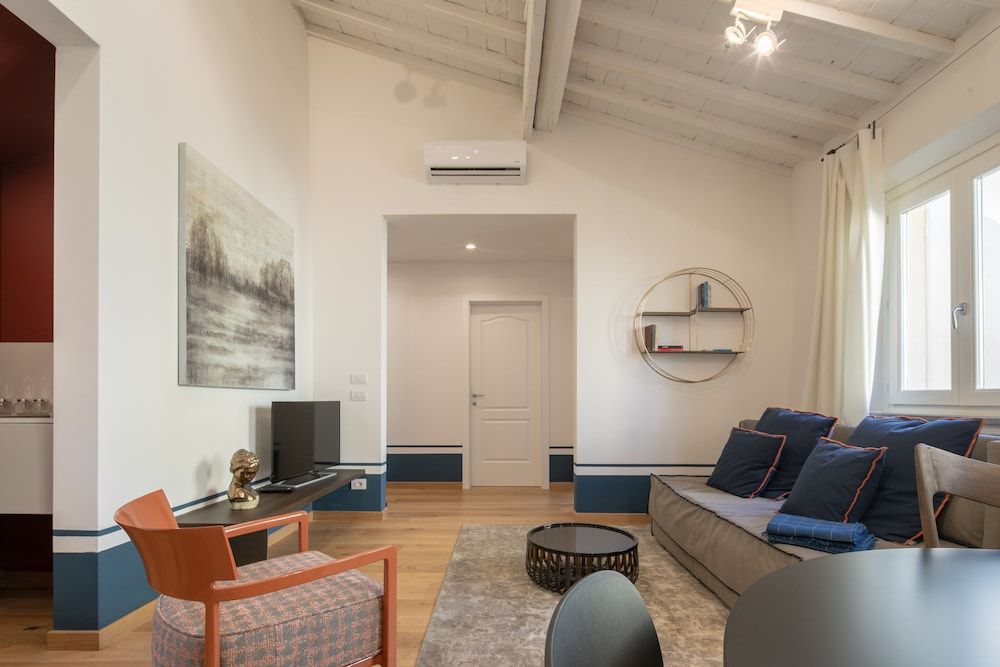 Nerli Prestige by Mmega Romantic Apartment, 2 Bedrooms 12