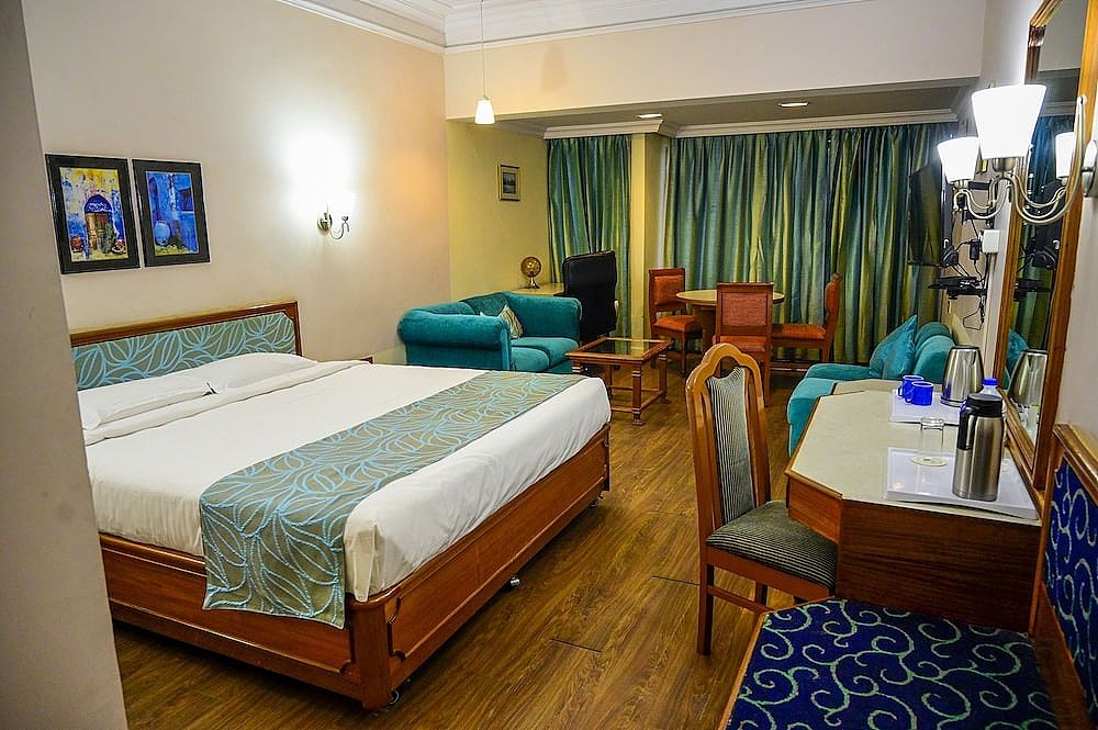 Maya's Kings Kourt Deluxe Double Room, Accessible 2